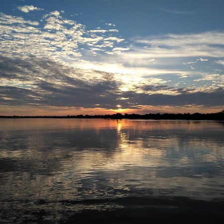 Caprivi Houseboat Safari Lodge Катіма-Муліло Екстер'єр фото