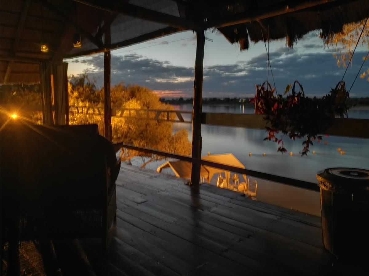 Caprivi Houseboat Safari Lodge Катіма-Муліло Екстер'єр фото