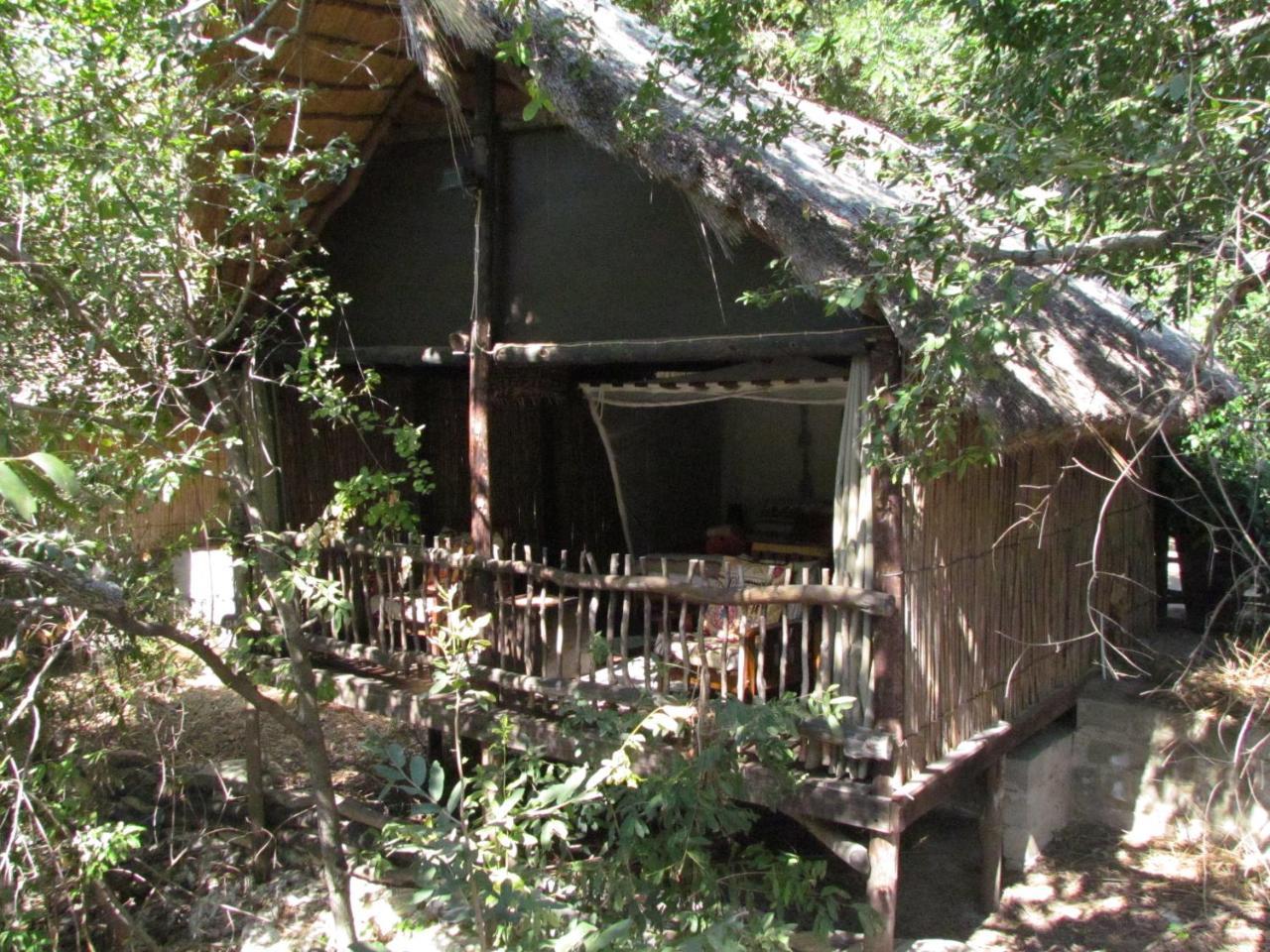 Caprivi Houseboat Safari Lodge Катіма-Муліло Екстер'єр фото